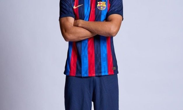 Héctor Fort Bek Muda La Masia Yang Menjanjikan Di Barcelona