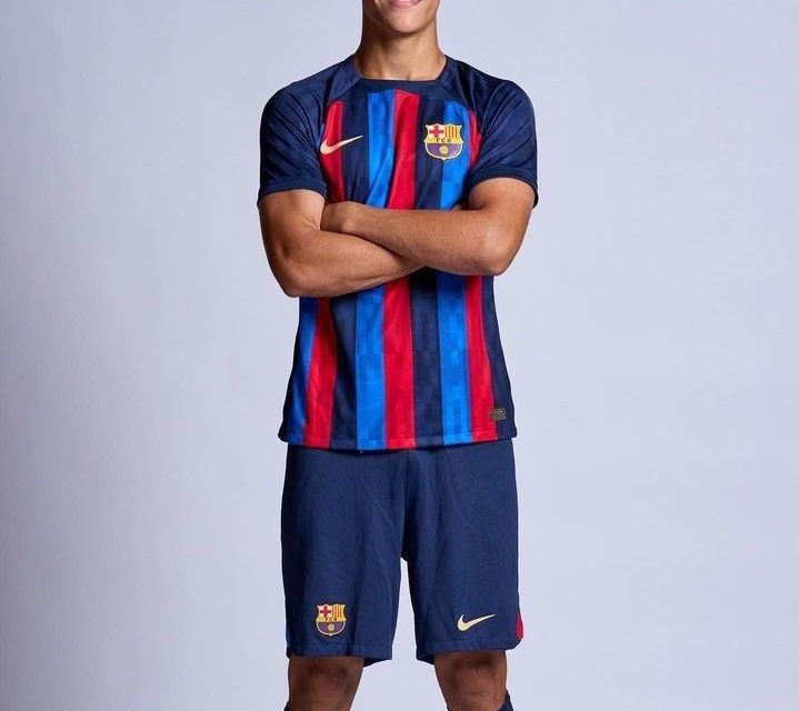 Héctor Fort Bek Muda La Masia Yang Menjanjikan Di Barcelona
