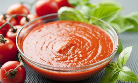 Tak Sekadar Pelengkap, Inilah Alasan Saus Tomat Begitu Penting