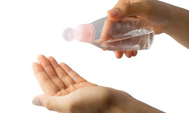 Baby Oil Yang Serbaguna Jadi Barang Wajib Untuk Kamu Beli