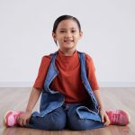 Posisi Duduk W Ternyata Berdampak Pada Bentuk Kaki Anak Anda